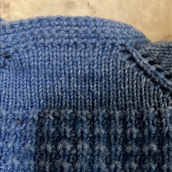 Vintage hand made sweater cardigan by Estelle F. Miles size 2t - Picture 5 of 6